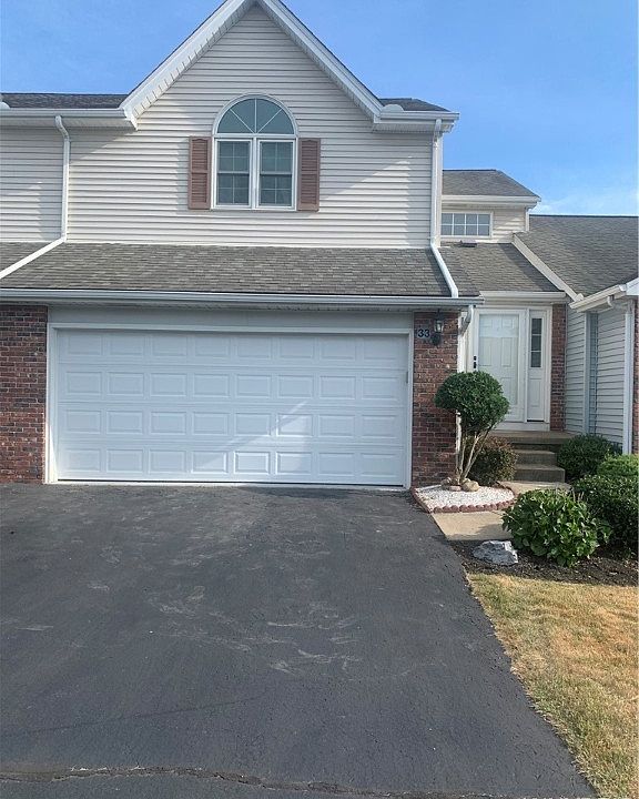 1st image of 33 N Hill Dr