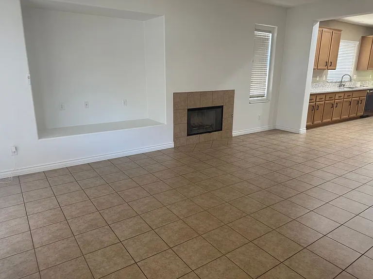13252 Placentia St — Photo 18