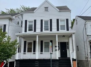 28 Stone St, New Brunswick, NJ 08901