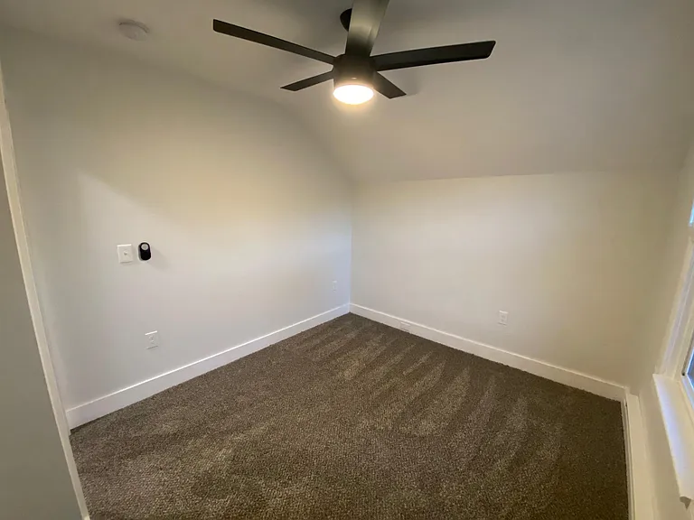 321 Summit St #1 — Photo 15