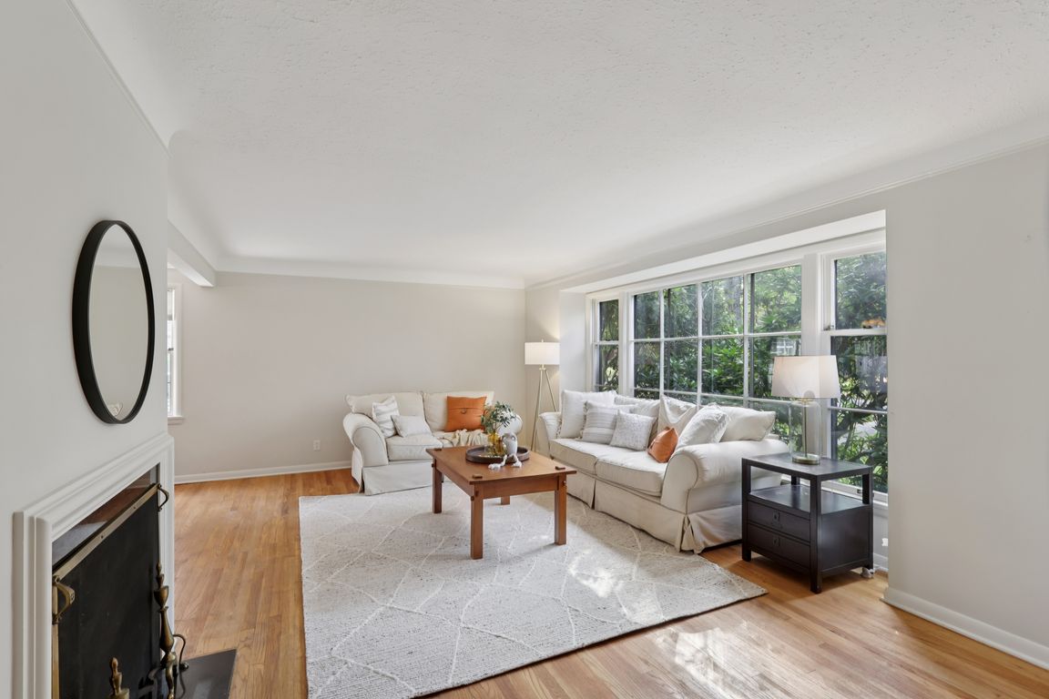 next background image