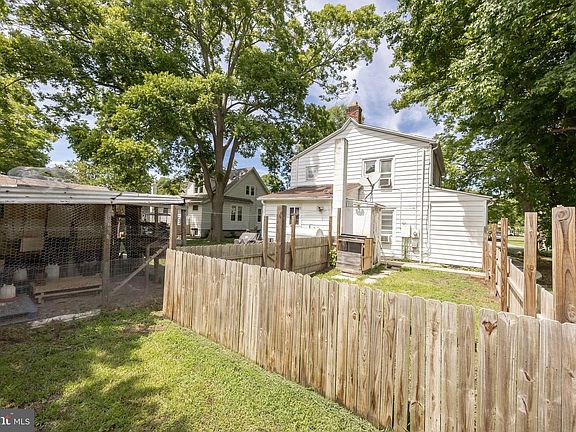 5th image of 26467 Mariners Rd