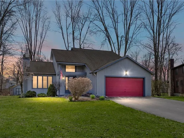4282 Persimmon Path, Liverpool, NY 13090