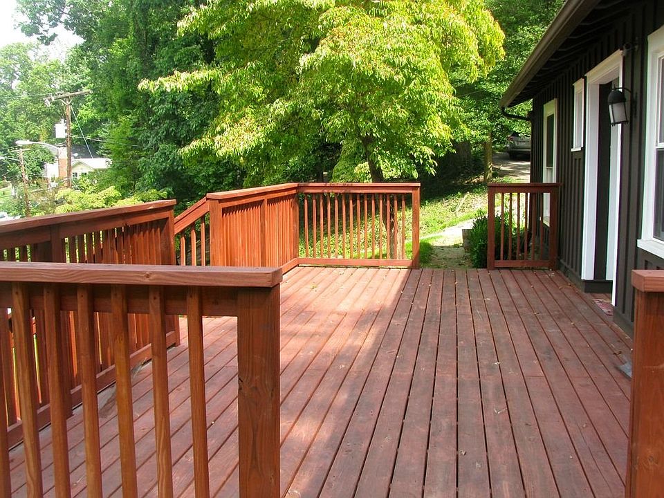 1st image of 2519 Woodland Ave