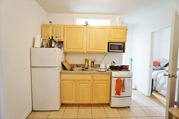 Rented by Best Apartments North Inc | media 33