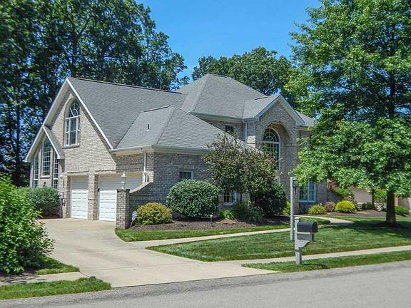 2nd image of 906 Black Oak Ct