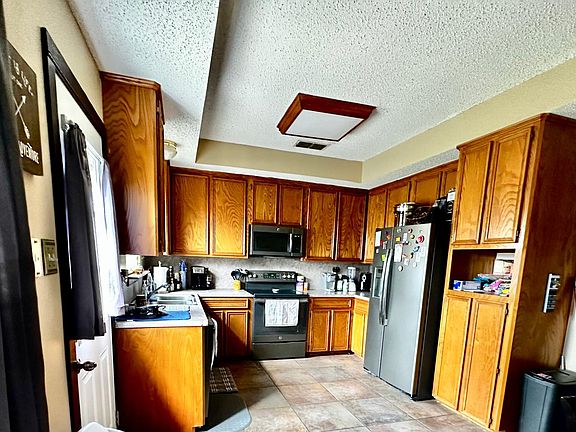 3rd image of 3033 S Fork Dr