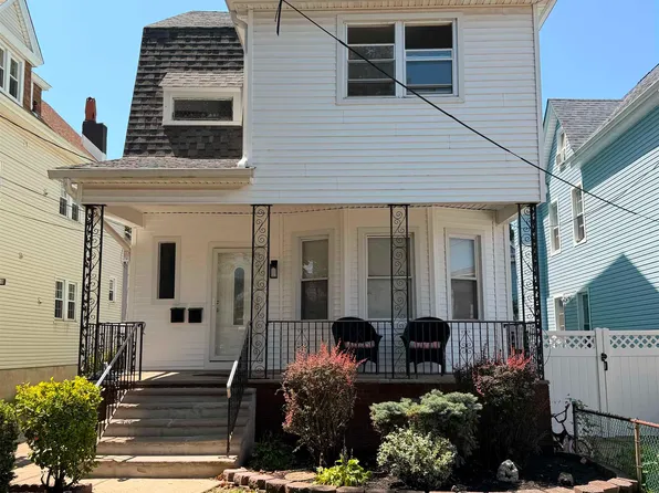 22 E 39th St #2, Bayonne, NJ 07002