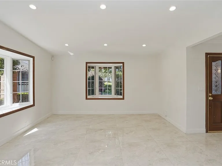 16682 Oakhurst Cir — Photo 17
