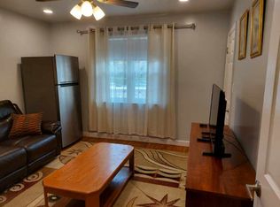 (Undisclosed Address), New Hyde Park, NY 11040