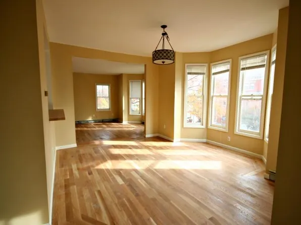 261 Broadway APT 3, Providence, RI 02903