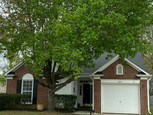 144 Gremar Dr, Holly Springs, NC 27540