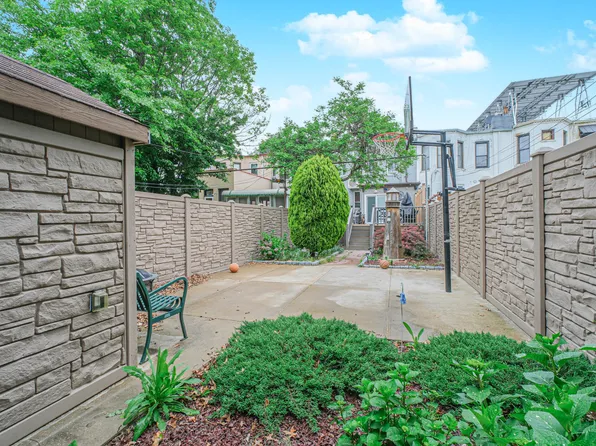 568 74th Street image 34 of 37