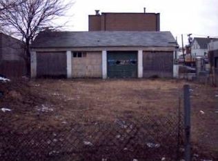15 Tuxedo Ave, Providence, RI 02909