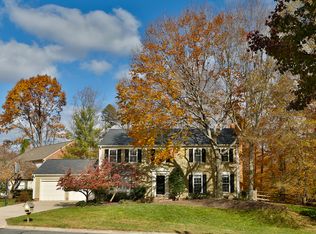7905 River Falls Dr, Potomac, MD 20854