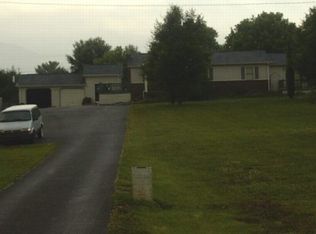 2270 Knoxville Hwy, Wartburg, TN 37887