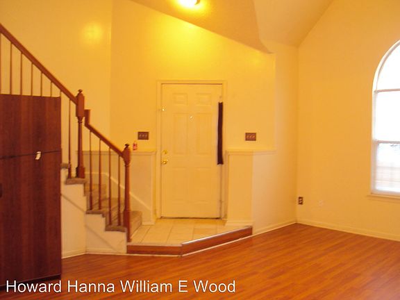4th image of 3332 Clover Meadows Dr
