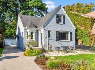 5269 Grayton St, Detroit, MI 48224