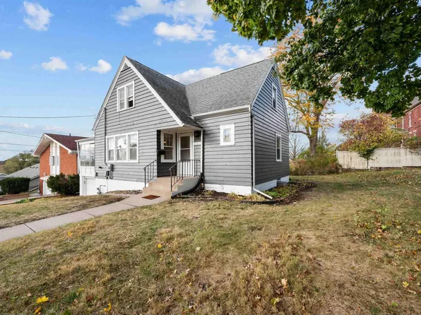 1305 22nd Ave, Rock Island, IL 61201