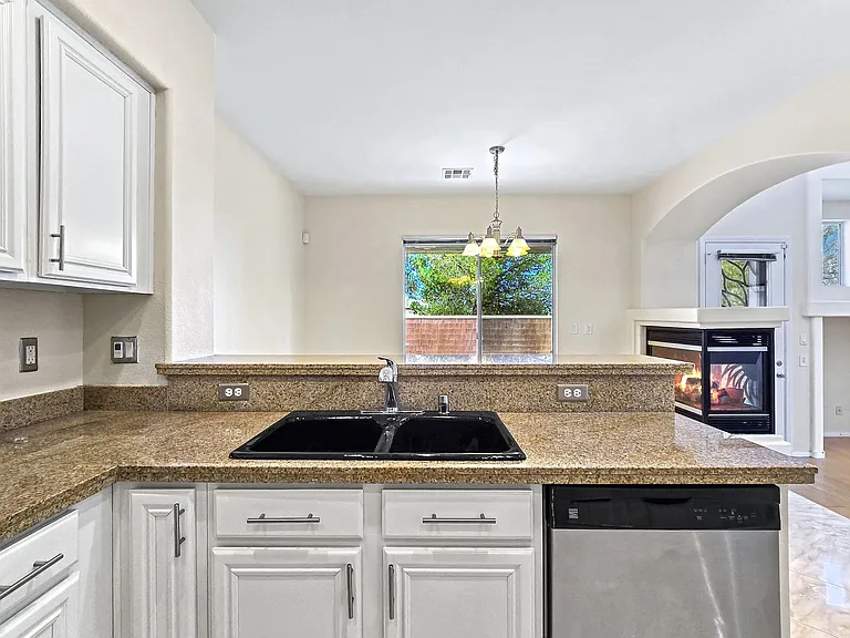 1052 Brinkman St — Photo 21