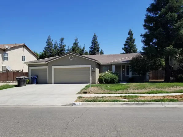 1686 Trebbiano St, Tulare, CA 93274