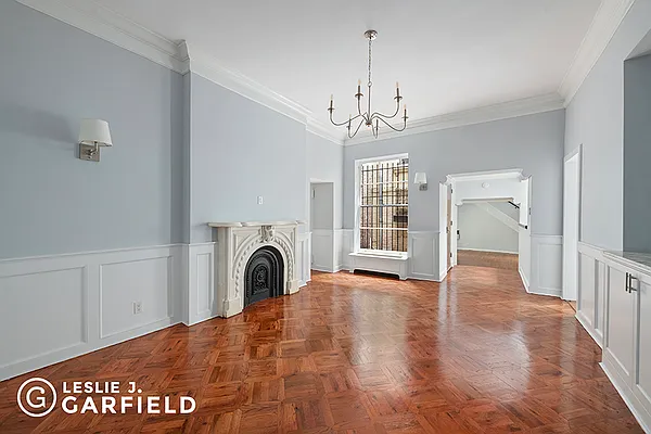 Rented by Leslie J. Garfield | media 8