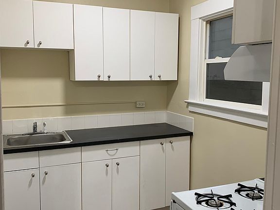 2nd image of 3821 5th Ave APT 3