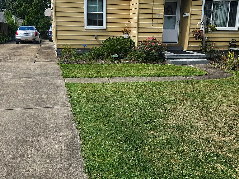 1540 Patchen Ave SE #B — Photo 3