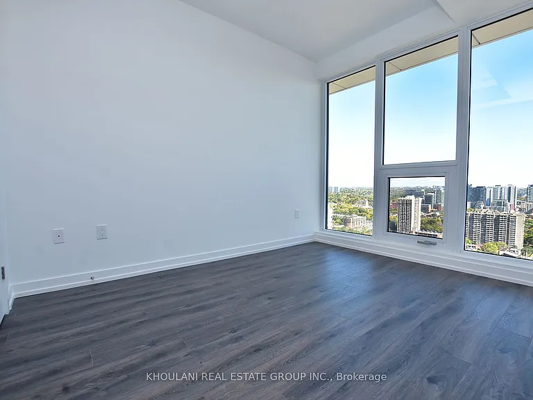 77 Shuter St #Penthouse 08 — Photo 7