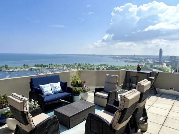 1660 N Prospect AVENUE N N #2407, Milwaukee, WI 53202