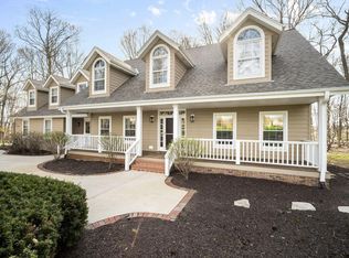 1622 Moonlit Dr, Richfield, WI 53076
