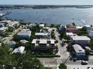 403 Gulf Dr S, Bradenton Beach, FL 34217