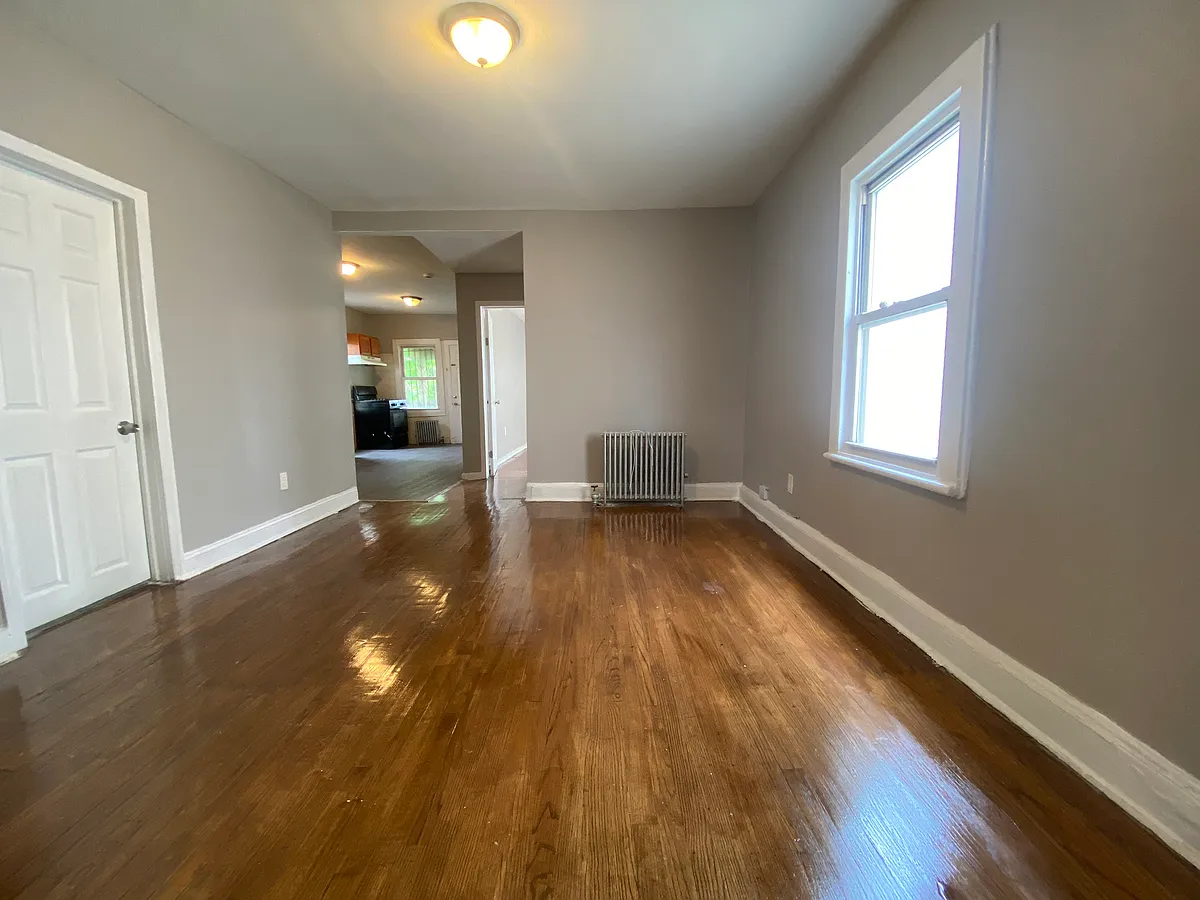 Building Photo - 152-154 Fairmount Ave #2A