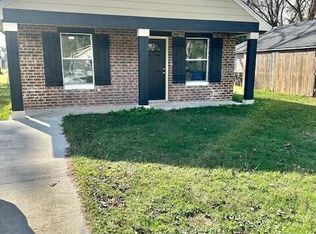 1419 W College Ave, Opelousas, LA 70570
