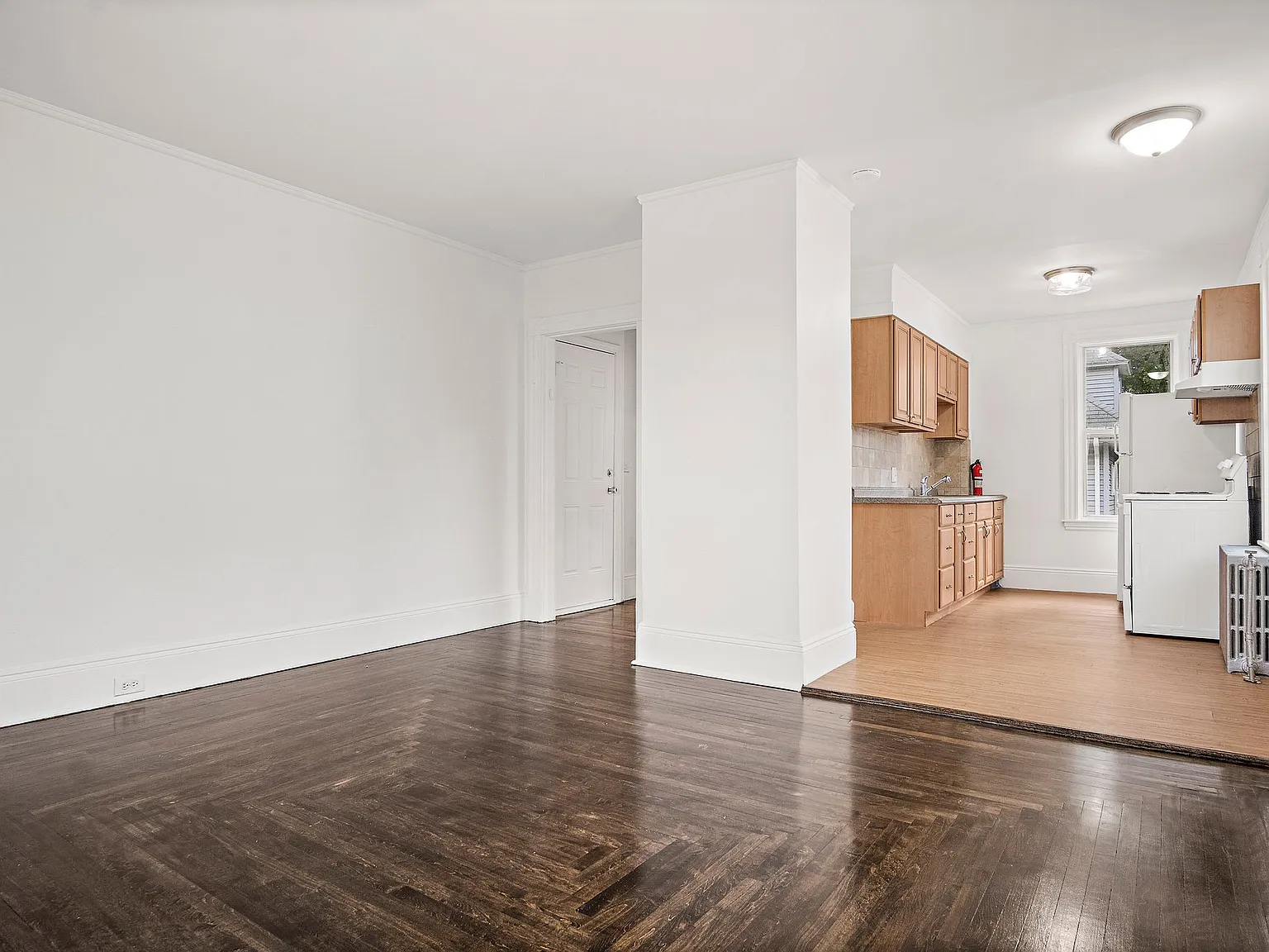 15 W Water St — Photo 4