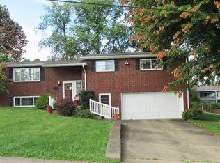 13 Kirby Dr, Uniontown, PA