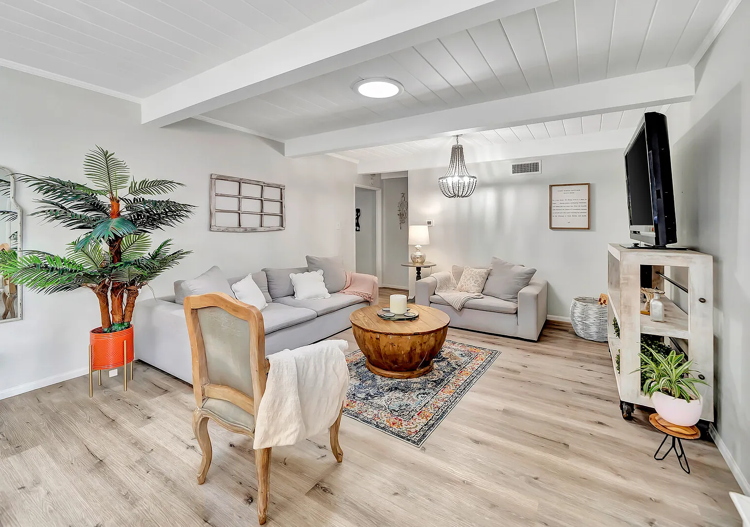 King-Size Suite family friendly w/private backyard — Photo 4