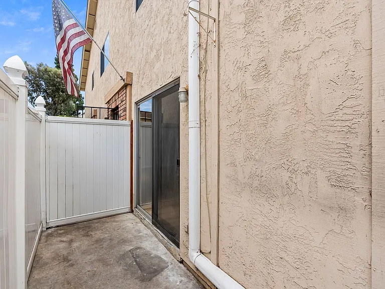3908 Camphor Ln — Photo 12