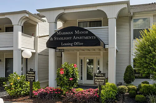Massman Manor & Starlight Apartment Photo 1
