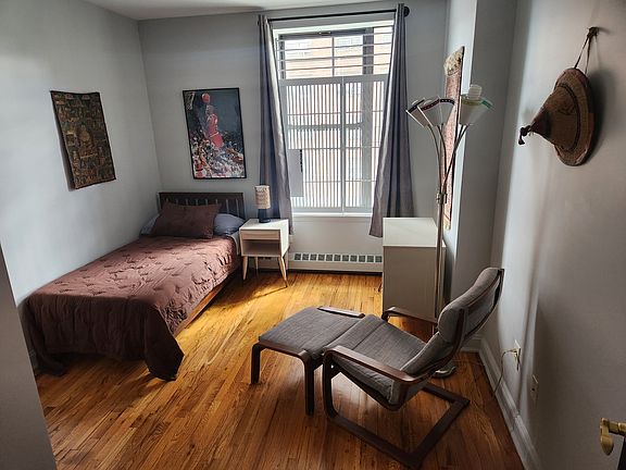 4th image of 2460 7th Ave APT 64