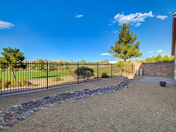 2nd image of 484 Punto Vallata Dr