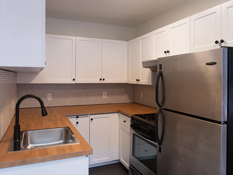 701 NE 28th Ave #36 — Photo 7