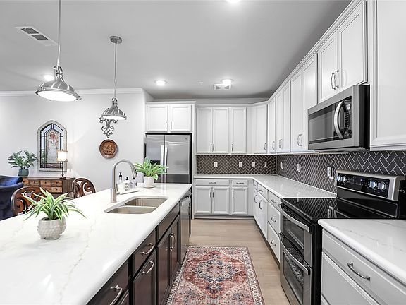 5th image of 651 N Watters Rd APT 3302