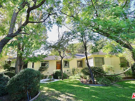 2nd image of 7235 Forbes Ave