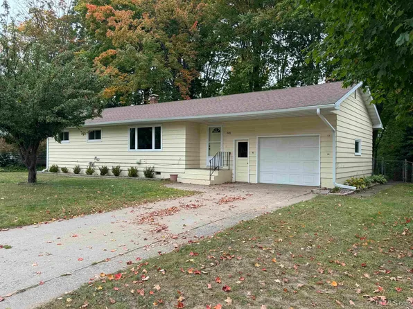 1609 Elm Ave, Marquette, MI 49855