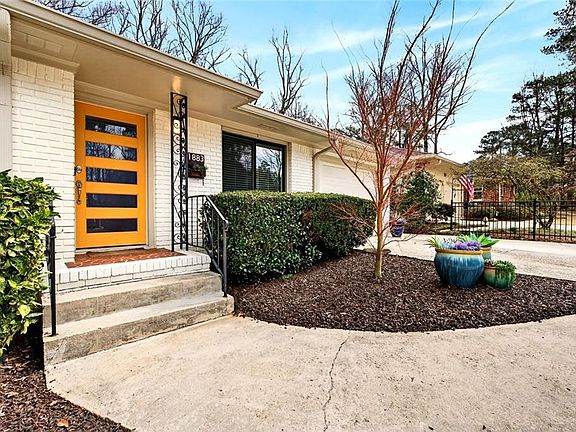 2nd image of 1883 Bruce Rd NE