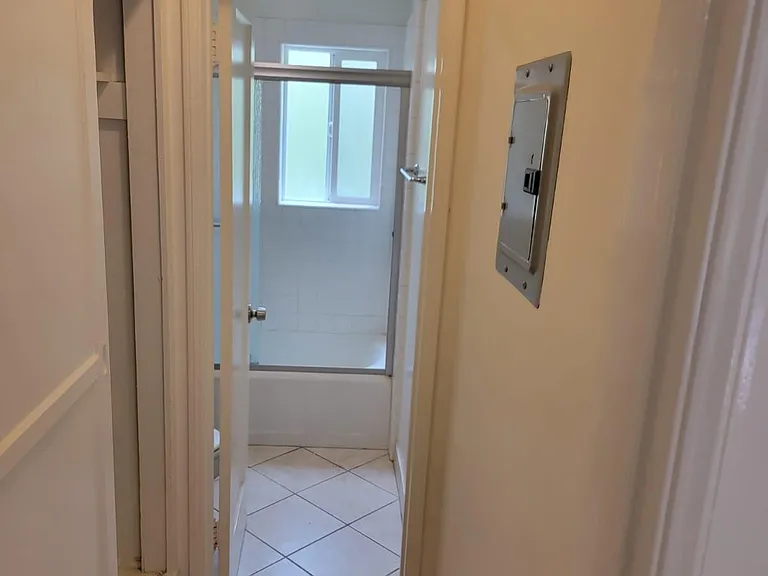 1226 N Ogden Dr #4 — Photo 6