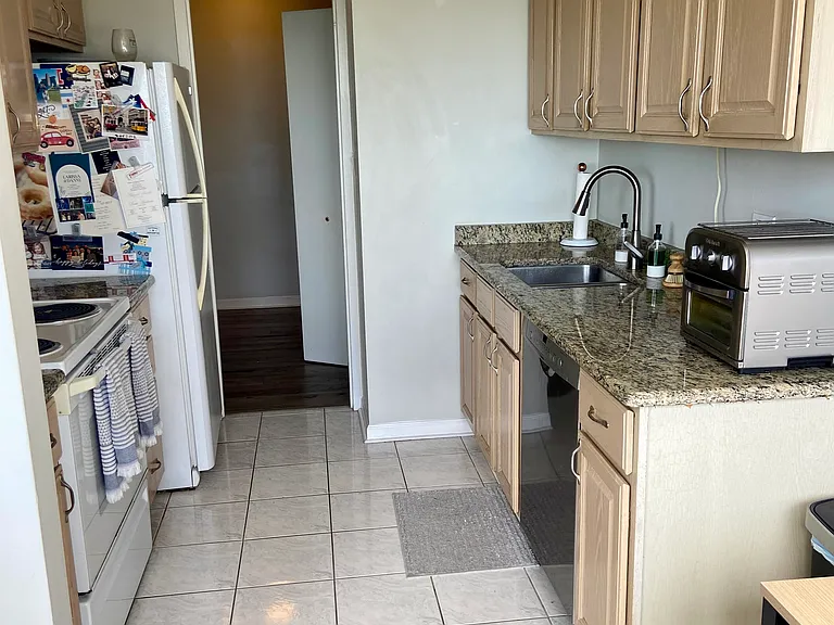 3410 N Lake Shore Dr #8F — Photo 6