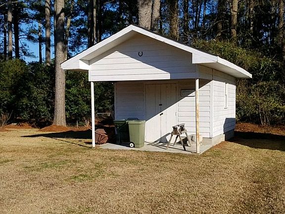 3rd image of 2603 Graham Dr