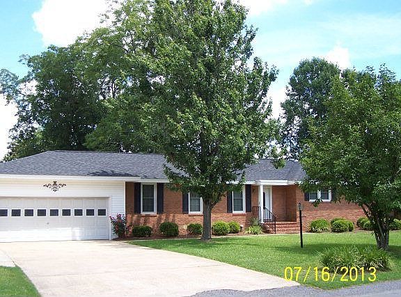 3rd image of 209 Wildwood Ave